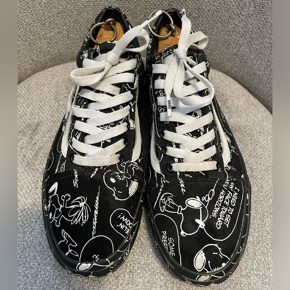 VANS- 2017 Vans Peanuts x Old Skool 'Snoopy' unisex men’s 7/ woman’s 9.5 - Picture 5 of 7